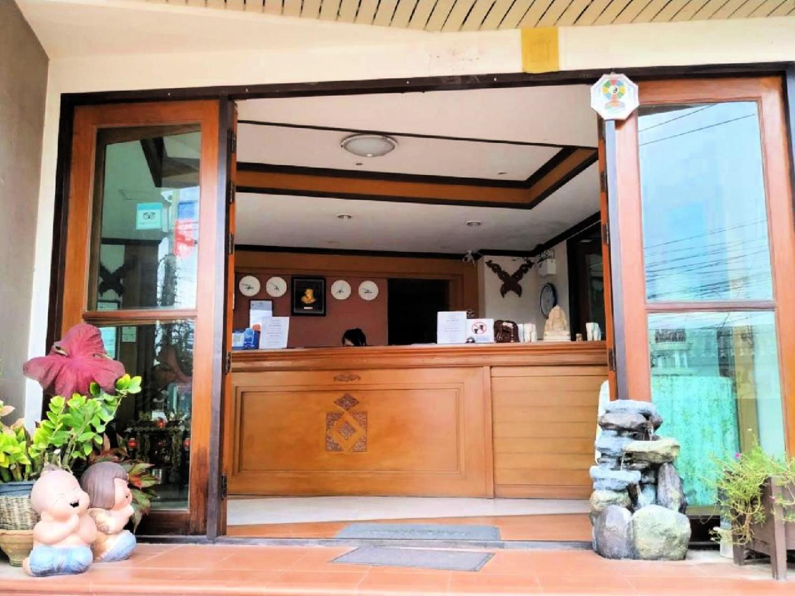 Narawan Hotel, HHQ Exterior foto