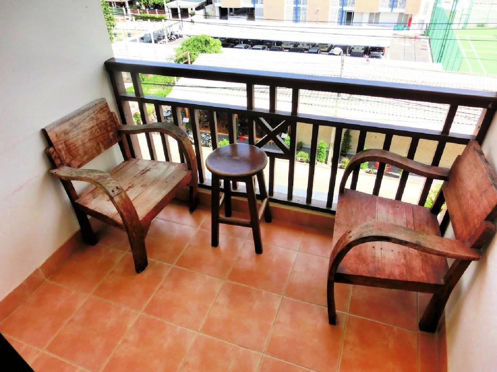 Narawan Hotel, HHQ Exterior foto