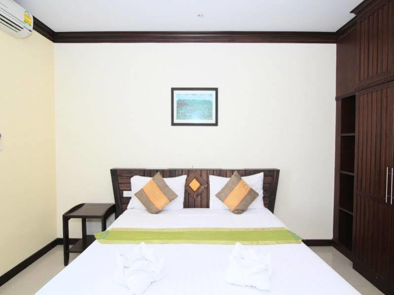 Narawan Hotel, HHQ Exterior foto